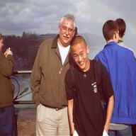 2002 frc11 team // 400x300 // 21KB