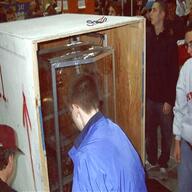 2002 2002on frc11 robot shipping_crate // 400x300 // 26KB