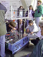 1999 1999ca frc330 pit robot // 240x320 // 31KB