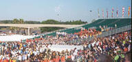 2000 2000cmp crowd // 600x282 // 41KB