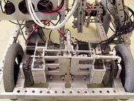 2004 build frc222 robot // 432x324 // 37KB