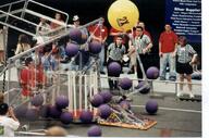 2004 frc67 match robot // 896x592 // 100KB