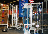 2002 award frc103 frc121 frc69 robot // 622x434 // 268KB