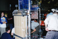 2002 frc121 pit robot // 622x418 // 208KB