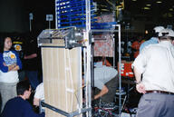 2002 frc121 pit robot // 622x418 // 208KB