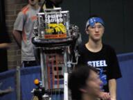 2012 2012dt frc818 robot team // 512x384 // 443KB