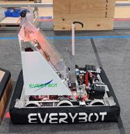 2024 everybot robot // 1200x1229 // 1.1MB