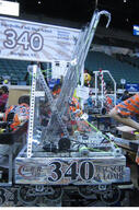 2004 2004cmp frc340 pit robot // 367x555 // 244KB