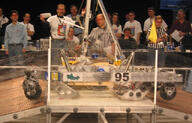 2003 frc95 match robot swerve // 640x409 // 84KB