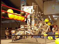 2000 2000cmp frc232 frc254 frc255 match robot // 640x480 // 91KB