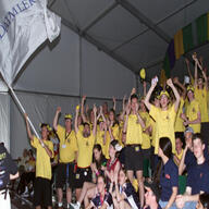 2000 2000cmp crowd frc33 team // 350x233 // 87KB