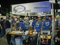2003 2003oh frc226 pit team // 1600x1200 // 374KB