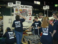 2003 2003oh frc382 pit robot // 1600x1200 // 378KB