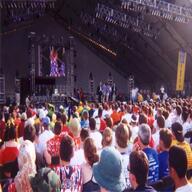 2001 2001cmp crowd frc349 // 706x467 // 104KB