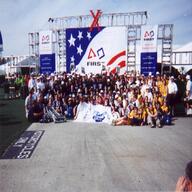 2001 2001cmp frc349 robot team team_ford_first // 703x468 // 109KB
