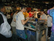 2003 2003oh frc902 robot // 1600x1200 // 380KB