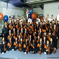 1998 frc47 team // 594x396 // 58KB
