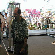 2001 2001fl crowd // 2048x1536 // 628KB