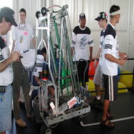 2001 2001fl frc108 robot team // 2048x1536 // 634KB