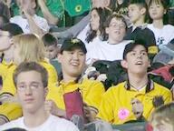 2003 2003oh crowd video // 320x240, 9.9s // 864KB