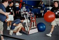 1998 1998cmp frc45 match robot // 1727x1175 // 197KB