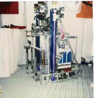 1998 1998cmp frc124 pit robot // 624x627 // 217KB