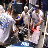 2003 2003gl frc818 pit robot team // 1152x864 // 591KB