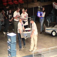 2003 2003mi frc818 robot // 1152x864 // 493KB