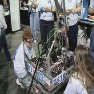 2004 2004sc frc818 pit robot team // 1018x764 // 331KB